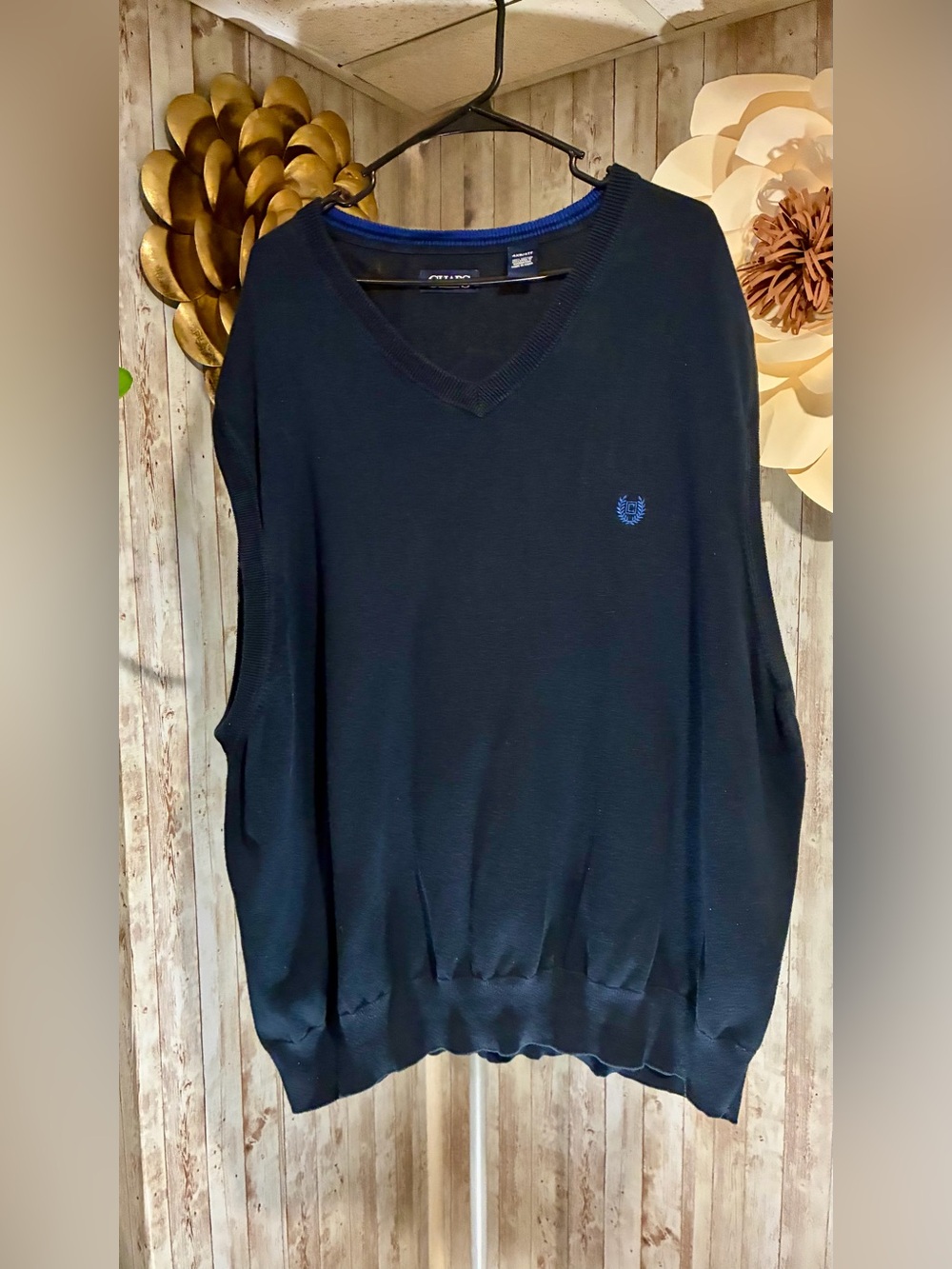 Nautica  big an tall Men's Navy V-Neck Pullover Sweater
